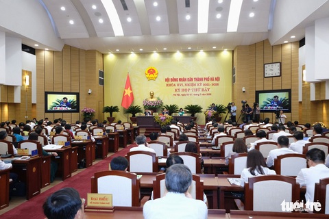 Hà Nội chưa bàn gì về tăng học phí tại kỳ họp HĐND TP - Ảnh 1. Hà Nội chưa bàn gì về tăng học phí tại kỳ họp HĐND TP - Ảnh 1.