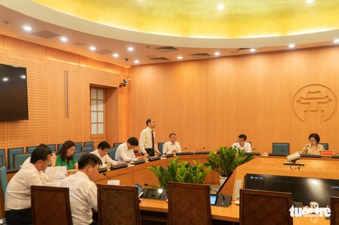 Nếu cứ e ngại, sợ trách nhiệm thì người thiệt thòi là nhân viên y tế, người dân - Ảnh 1. Nếu cứ e ngại, sợ trách nhiệm thì người thiệt thòi là nhân viên y tế, người dân - Ảnh 1.
