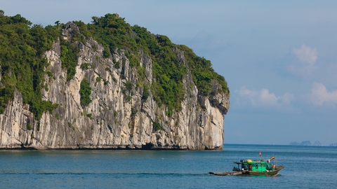 Đến vịnh Lan Hạ chèo thuyền kayak, khám phá Áng Thảm - thiên đường giữa nhân gian - Ảnh 3. Đến vịnh Lan Hạ chèo thuyền kayak, khám phá Áng Thảm - thiên đường giữa nhân gian - Ảnh 3.