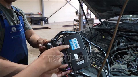Chuyển đổi ôtô chạy xăng sang sử dụng khí đốt để tiết kiệm nhiên liệu - Ảnh 2. Chuyển đổi ôtô chạy xăng sang sử dụng khí đốt để tiết kiệm nhiên liệu - Ảnh 2.