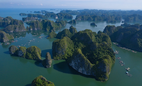 Đến vịnh Lan Hạ chèo thuyền kayak, khám phá Áng Thảm - thiên đường giữa nhân gian - Ảnh 1. Đến vịnh Lan Hạ chèo thuyền kayak, khám phá Áng Thảm - thiên đường giữa nhân gian - Ảnh 1.
