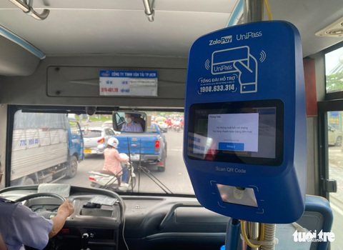 Nhiều xe buýt TP.HCM có máy quét mã chỉ để làm cảnh, cơ quan quản lý nói gì? - Ảnh 3. Nhiều xe buýt TP.HCM có máy quét mã chỉ để làm cảnh, cơ quan quản lý nói gì? - Ảnh 3.