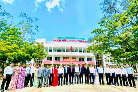 Tuyển sinh Đại học và Cao đẳng năm 2022 - Ảnh 1. Tuyển sinh Đại học và Cao đẳng năm 2022 - Ảnh 1.