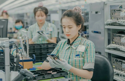 Thu nhập bình quân người lao động tăng thêm 326.000 đồng/tháng - Ảnh 1. Thu nhập bình quân người lao động tăng thêm 326.000 đồng/tháng - Ảnh 1.