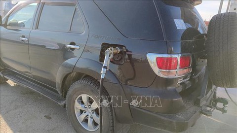 Chuyển đổi ôtô chạy xăng sang sử dụng khí đốt để tiết kiệm nhiên liệu - Ảnh 1. Chuyển đổi ôtô chạy xăng sang sử dụng khí đốt để tiết kiệm nhiên liệu - Ảnh 1.