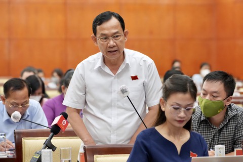 Công an TP.HCM: Không bao giờ mời, yêu cầu người dân chuyển tiền qua điện thoại - Ảnh 1. Công an TP.HCM: Không bao giờ mời, yêu cầu người dân chuyển tiền qua điện thoại - Ảnh 1.