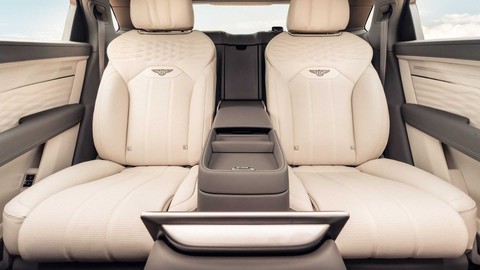 Ghế ngồi xịn nhất thế giới trên xe Bentley độc đáo như thế nào? - Ảnh 3. Ghế ngồi xịn nhất thế giới trên xe Bentley độc đáo như thế nào? - Ảnh 3.