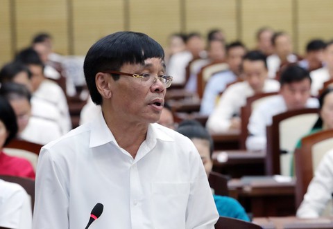 Đại biểu hỏi dự án tiêu thoát nước ở Hà Nội chậm 10 năm, giám đốc sở nói chỉ chậm 6 tháng - Ảnh 1. Đại biểu hỏi dự án tiêu thoát nước ở Hà Nội chậm 10 năm, giám đốc sở nói chỉ chậm 6 tháng - Ảnh 1.