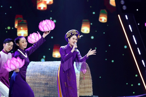 Hát Huế xưa, Lê Thu Uyên chiến thắng Hãy nghe tôi hát - Nhạc sĩ chủ đề 2022 - Ảnh 3. Hát Huế xưa, Lê Thu Uyên chiến thắng Hãy nghe tôi hát - Nhạc sĩ chủ đề 2022 - Ảnh 3.