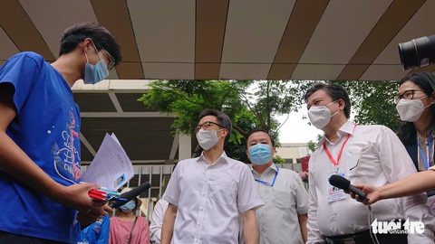 Thi tốt nghiệp THPT 2022: Đề văn ra Chiếc thuyền ngoài xa - Ảnh 3. Thi tốt nghiệp THPT 2022: Đề văn ra Chiếc thuyền ngoài xa - Ảnh 3.