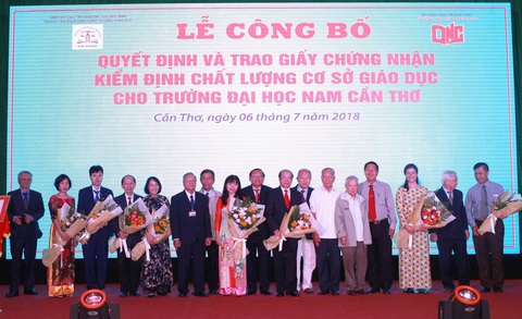 Trường Đại học Nam Cần Thơ - Môi trường học tập hiện đại - Ảnh 1. Trường Đại học Nam Cần Thơ - Môi trường học tập hiện đại - Ảnh 1.