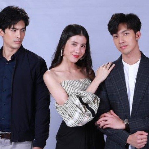 Hành trình truy tìm Trái tim đại dương xanh và chuyện tình cặp đôi như nước và lửa - Ảnh 2.