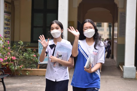 Đề thi toán kỳ thi tốt nghiệp THPT 2022 - Ảnh 12. Đề thi toán kỳ thi tốt nghiệp THPT 2022 - Ảnh 12.