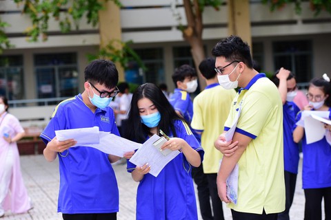Đề thi toán kỳ thi tốt nghiệp THPT 2022 - Ảnh 14. Đề thi toán kỳ thi tốt nghiệp THPT 2022 - Ảnh 14.