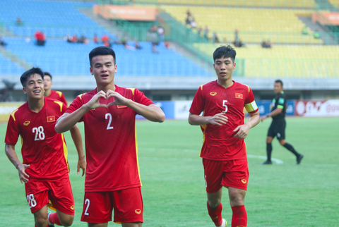 U19 Việt Nam - U19 Brunei 4-0: Thử nghiệm thất bại - Ảnh 1. U19 Việt Nam - U19 Brunei 4-0: Thử nghiệm thất bại - Ảnh 1.