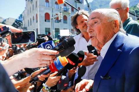 Sepp Blatter và Michel Platini được tuyên trắng án - Ảnh 2. Sepp Blatter và Michel Platini được tuyên trắng án - Ảnh 2.