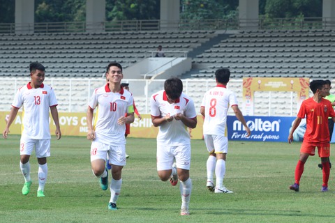 Đánh bại U19 Myanmar, U19 Việt Nam chờ đấu Thái Lan - Ảnh 1. Đánh bại U19 Myanmar, U19 Việt Nam chờ đấu Thái Lan - Ảnh 1.