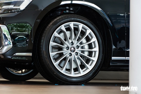 Audi A8L 2022 ra mắt Việt Nam: Giá khoảng 6 tỉ đồng, ngập tràn công nghệ - Ảnh 5. Audi A8L 2022 ra mắt Việt Nam: Giá khoảng 6 tỉ đồng, ngập tràn công nghệ - Ảnh 5.