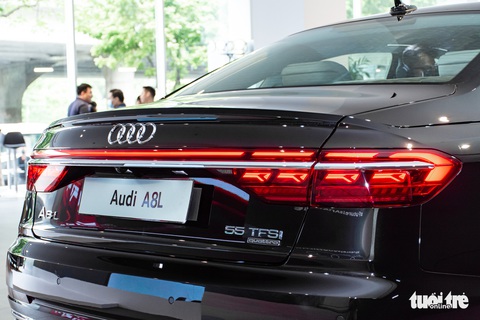 Audi A8L 2022 ra mắt Việt Nam: Giá khoảng 6 tỉ đồng, ngập tràn công nghệ - Ảnh 6. Audi A8L 2022 ra mắt Việt Nam: Giá khoảng 6 tỉ đồng, ngập tràn công nghệ - Ảnh 6.