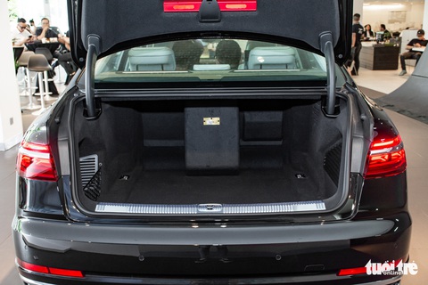 Audi A8L 2022 ra mắt Việt Nam: Giá khoảng 6 tỉ đồng, ngập tràn công nghệ - Ảnh 7. Audi A8L 2022 ra mắt Việt Nam: Giá khoảng 6 tỉ đồng, ngập tràn công nghệ - Ảnh 7.