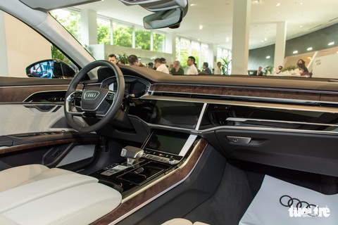 Audi A8L 2022 ra mắt Việt Nam: Giá khoảng 6 tỉ đồng, ngập tràn công nghệ - Ảnh 8. Audi A8L 2022 ra mắt Việt Nam: Giá khoảng 6 tỉ đồng, ngập tràn công nghệ - Ảnh 8.