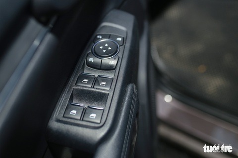 Ford Everest Titanium+: SUV đầy ắp công nghệ, giá 1,452 tỉ đồng - Ảnh 10. Ford Everest Titanium+: SUV đầy ắp công nghệ, giá 1,452 tỉ đồng - Ảnh 10.