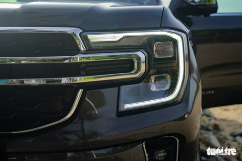 Ford Everest Titanium+: SUV đầy ắp công nghệ, giá 1,452 tỉ đồng - Ảnh 6. Ford Everest Titanium+: SUV đầy ắp công nghệ, giá 1,452 tỉ đồng - Ảnh 6.