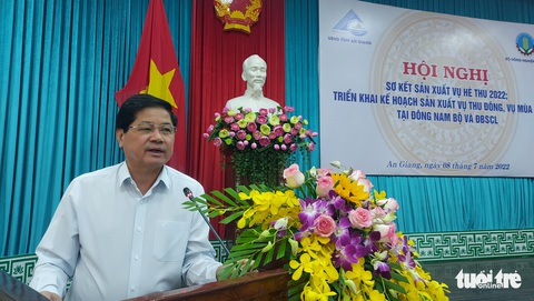 Nông dân bỏ lúa hàng ngàn hecta vì giá phân bón, vật tư quá cao - Ảnh 3. Nông dân bỏ lúa hàng ngàn hecta vì giá phân bón, vật tư quá cao - Ảnh 3.