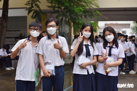 Sáng nay 8-7, thí sinh thi bài thi khoa học tự nhiên, khoa học xã hội - Ảnh 1. Sáng nay 8-7, thí sinh thi bài thi khoa học tự nhiên, khoa học xã hội - Ảnh 1.