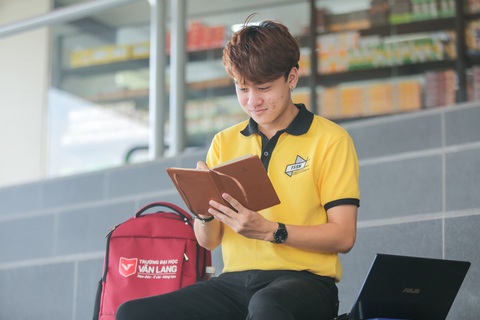 Trở thành giáo viên - Lựa chọn mới cho người học ngành Văn học Ứng dụng - Ảnh 2. Trở thành giáo viên - Lựa chọn mới cho người học ngành Văn học Ứng dụng - Ảnh 2.