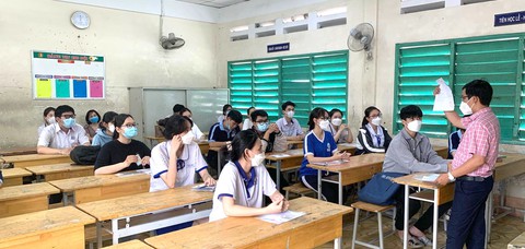 Chiều nay 8-7, thí sinh thi tốt nghiệp THPT môn cuối - Ảnh 1. Chiều nay 8-7, thí sinh thi tốt nghiệp THPT môn cuối - Ảnh 1.