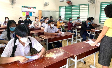 Trường đại học đầu tiên công bố điểm sàn xét điểm thi THPT: 16 đến 21 điểm - Ảnh 1. Trường đại học đầu tiên công bố điểm sàn xét điểm thi THPT: 16 đến 21 điểm - Ảnh 1.