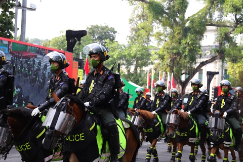 Ấn tượng Nhạc hội Cảnh sát các nước ASEAN+ 2022 tại phố đi bộ hồ Gươm - Ảnh 5. Ấn tượng Nhạc hội Cảnh sát các nước ASEAN+ 2022 tại phố đi bộ hồ Gươm - Ảnh 5.