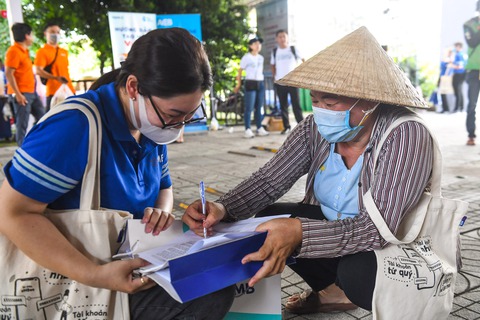 Ngăn tín dụng đen với thẻ tín dụng - Ảnh 1. Ngăn tín dụng đen với thẻ tín dụng - Ảnh 1.