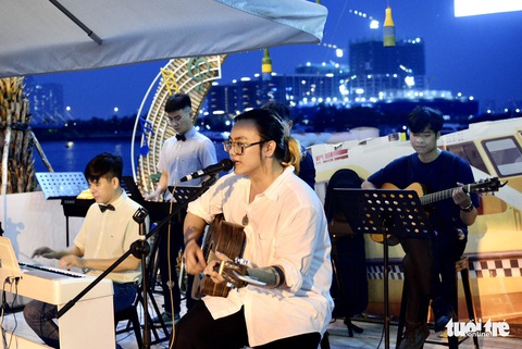 Có hẹn với Sài Gòn lần thứ 20: Dở dang vì mưa nhưng vẫn đầy cảm xúc - Ảnh 4. Có hẹn với Sài Gòn lần thứ 20: Dở dang vì mưa nhưng vẫn đầy cảm xúc - Ảnh 4.