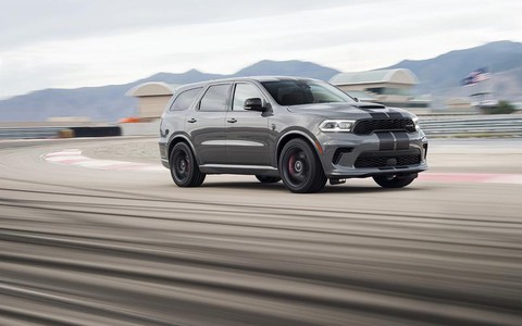 Những mẫu SUV mạnh nhất thế giới: Có xe điện góp mặt - Ảnh 3. Những mẫu SUV mạnh nhất thế giới: Có xe điện góp mặt - Ảnh 3.