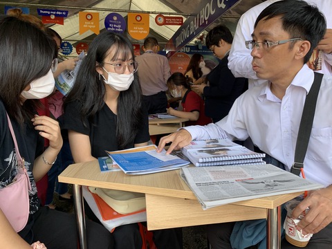 Thêm nhiều trường công bố điểm sàn đại học từ 15-22 điểm - Ảnh 1. Thêm nhiều trường công bố điểm sàn đại học từ 15-22 điểm - Ảnh 1.