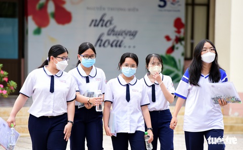 Có năm chị em qua thi tốt nghiệp THPT, tôi đồng ý nên xét tốt nghiệp - Ảnh 1. Có năm chị em qua thi tốt nghiệp THPT, tôi đồng ý nên xét tốt nghiệp - Ảnh 1.
