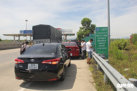 Thu phí tự động không dừng: Đi 13km nhưng tiền tài khoản phải đủ 131km - Ảnh 5. Thu phí tự động không dừng: Đi 13km nhưng tiền tài khoản phải đủ 131km - Ảnh 5.