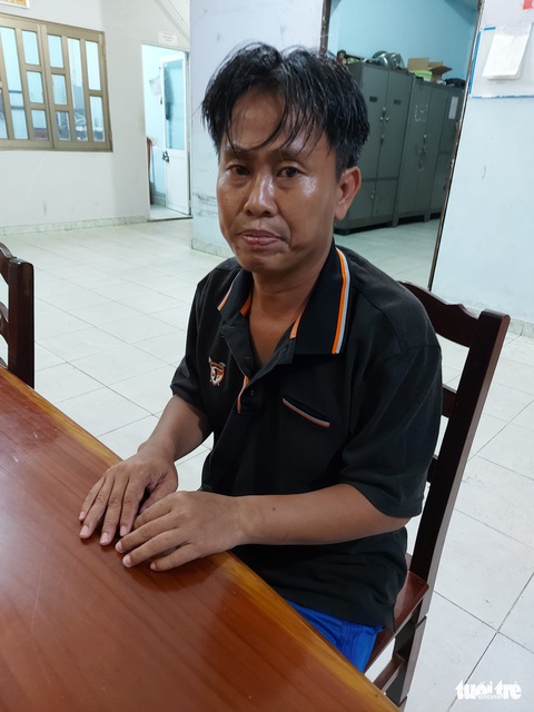 Đi nhậu về, thấy xe hơi đậu cạnh nhà chướng mắt nên xách cây đập - Ảnh 3. Đi nhậu về, thấy xe hơi đậu cạnh nhà chướng mắt nên xách cây đập - Ảnh 3.