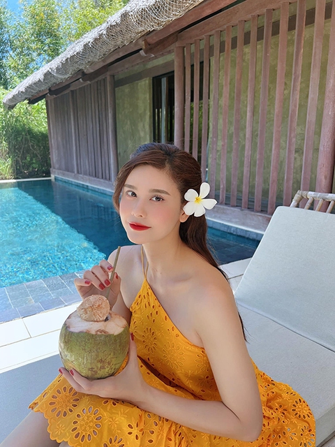 Ảnh vui sao Việt 1/8: Ngô Thanh Vân tinh nghịch bên chồng trẻ - Ảnh 9. Ảnh vui sao Việt 1/8: Ngô Thanh Vân tinh nghịch bên chồng trẻ - Ảnh 9.