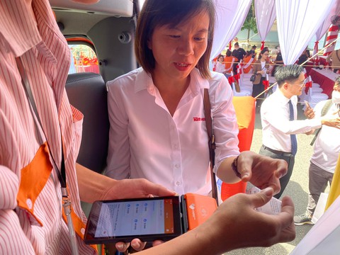 TP.HCM khánh thành tuyến xe buýt liên 3 tỉnh TP.HCM - Long An - Tiền Giang - Ảnh 3. TP.HCM khánh thành tuyến xe buýt liên 3 tỉnh TP.HCM - Long An - Tiền Giang - Ảnh 3.