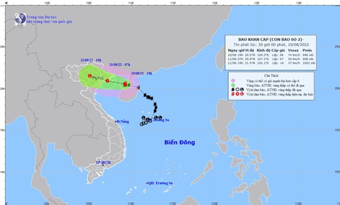 Bão số 2 đang gây mưa to, gió giật mạnh các tỉnh ven biển Bắc Bộ và Hà Nội - Ảnh 2. Bão số 2 đang gây mưa to, gió giật mạnh các tỉnh ven biển Bắc Bộ và Hà Nội - Ảnh 2.