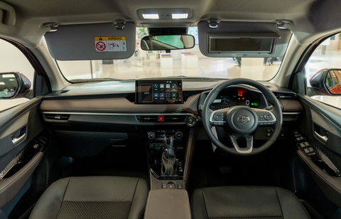 Chùm ảnh thực tế đầu tiên của Toyota Vios đời mới: Nội thất đen bớt sang hơn bản quảng cáo - Ảnh 4. Chùm ảnh thực tế đầu tiên của Toyota Vios đời mới: Nội thất đen bớt sang hơn bản quảng cáo - Ảnh 4.