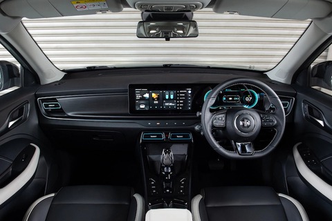 MG VS HEV ra mắt: SUV mới cùng phân khúc Toyota Corolla Cross, trang bị đúng kiểu xe Trung Quốc - Ảnh 2. MG VS HEV ra mắt: SUV mới cùng phân khúc Toyota Corolla Cross, trang bị đúng kiểu xe Trung Quốc - Ảnh 2.