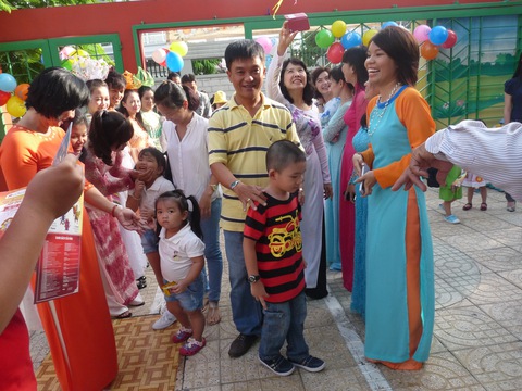 Học sinh TP.HCM tựu trường ngày 22-8, riêng mầm non ngày 31-8 - Ảnh 1. Học sinh TP.HCM tựu trường ngày 22-8, riêng mầm non ngày 31-8 - Ảnh 1.