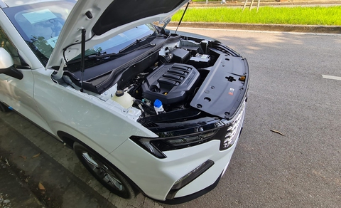 Ford Territory lộ ảnh nội thất tại Việt Nam: Thiết kế cần số dạng núm xoay - Ảnh 3. Ford Territory lộ ảnh nội thất tại Việt Nam: Thiết kế cần số dạng núm xoay - Ảnh 3.