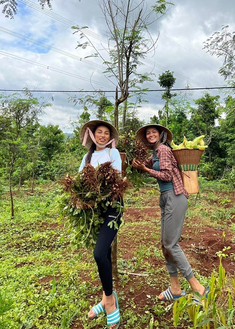 Hiếm có hoa hậu Việt nào giản dị, xuề xòa như H’Hen Niê - Ảnh 2. Hiếm có hoa hậu Việt nào giản dị, xuề xòa như H’Hen Niê - Ảnh 2.