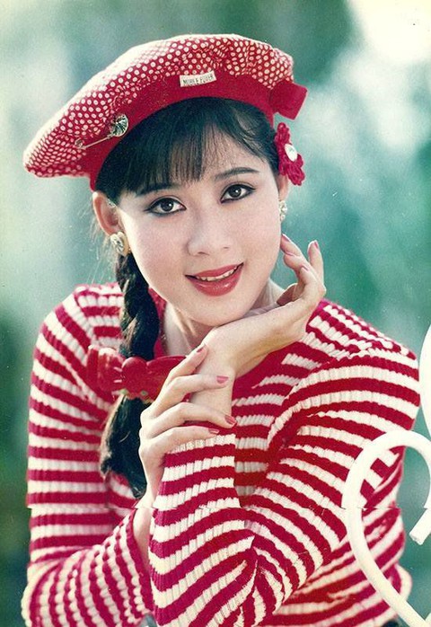Các nữ hoàng ảnh lịch ngày ấy, bây giờ: Diễm My, Diễm Hương, Việt Trinh, Thu Hà - Ảnh 6. Các nữ hoàng ảnh lịch ngày ấy, bây giờ: Diễm My, Diễm Hương, Việt Trinh, Thu Hà - Ảnh 6.