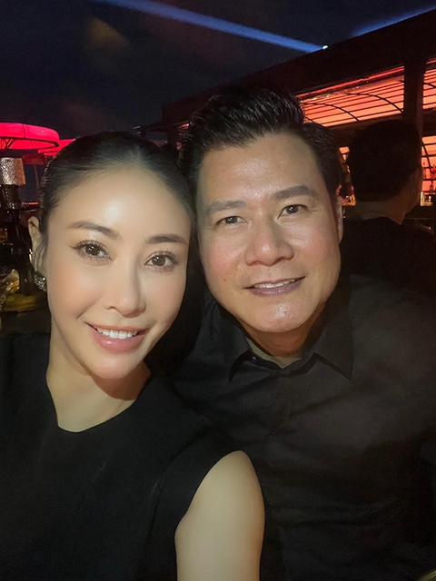 Ảnh vui sao Việt 11-8: Lê Dương Bảo Lâm hú hồn khi Cris Phan hôn - Ảnh 6. Ảnh vui sao Việt 11-8: Lê Dương Bảo Lâm hú hồn khi Cris Phan hôn - Ảnh 6.